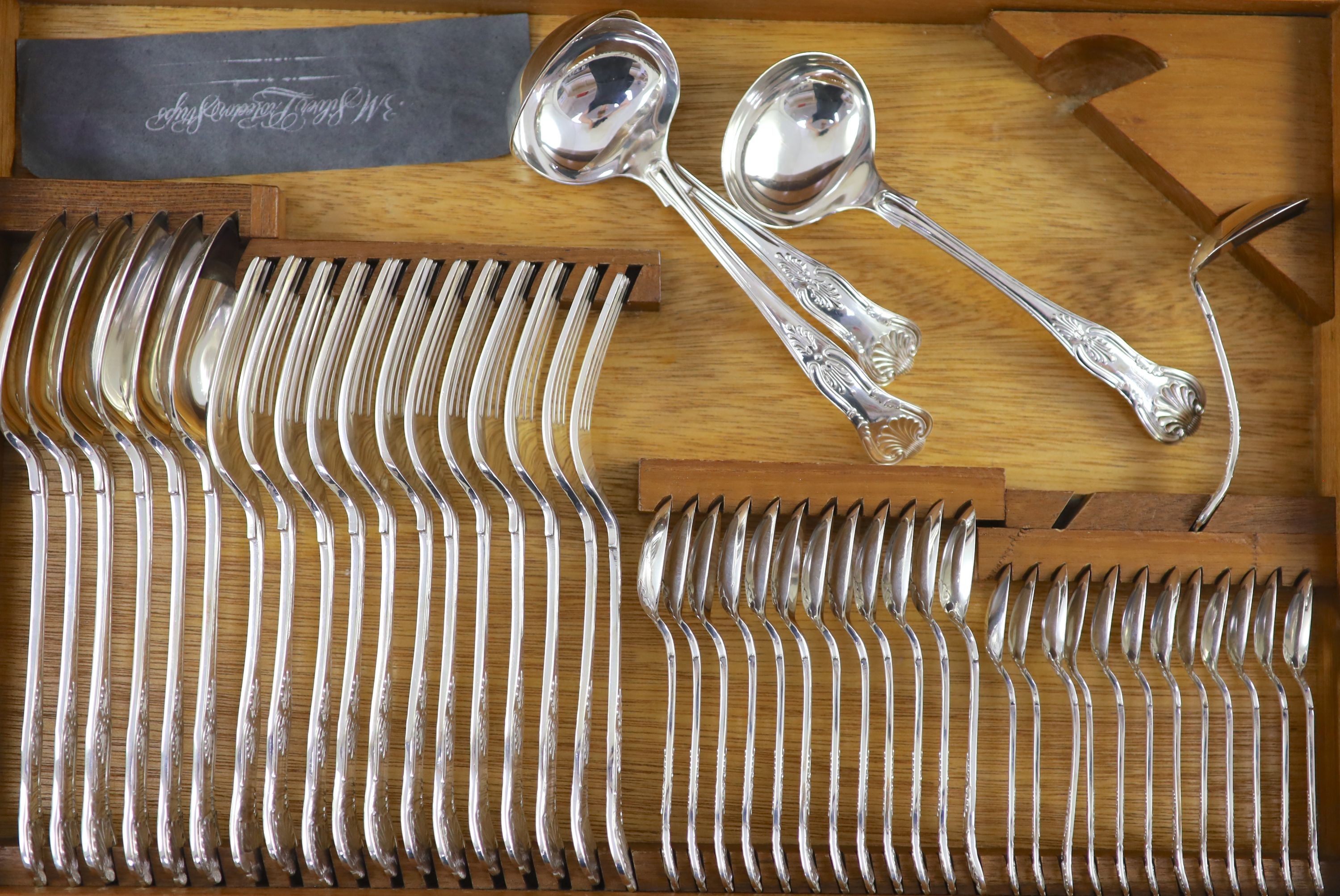 A canteen of  silver Kings pattern flatware and cutlery, for twelve, by Viners Ltd, Sheffield, 1959/60,
